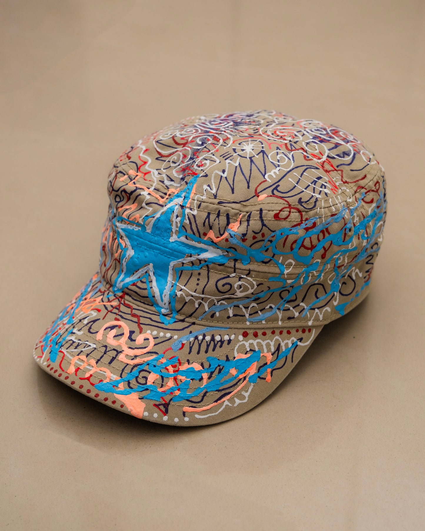 Star cap beige 1of1